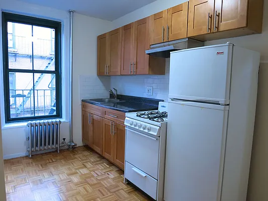 Rented by City & Suburban | media 61