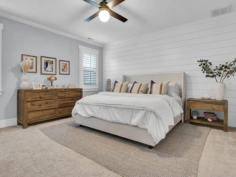651 Crown Pointe Dr — Photo 18