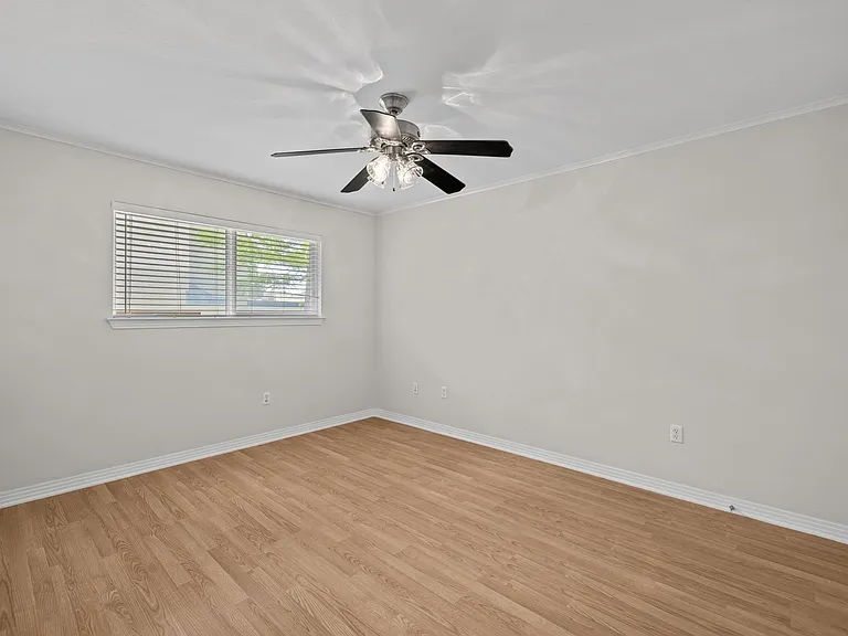 1422 Collier St #206 — Photo 11