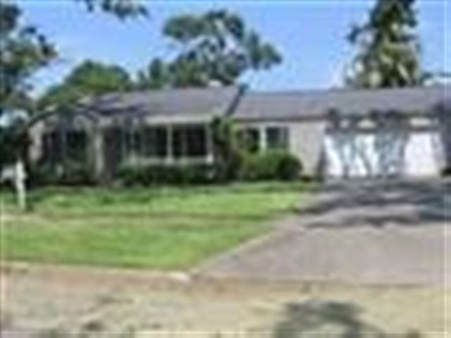 1st image of 3039 Las Palmas Dr