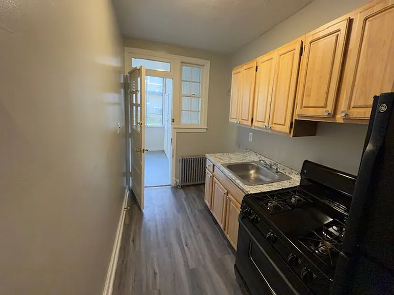 15 Gallatin St NE — Photo 4