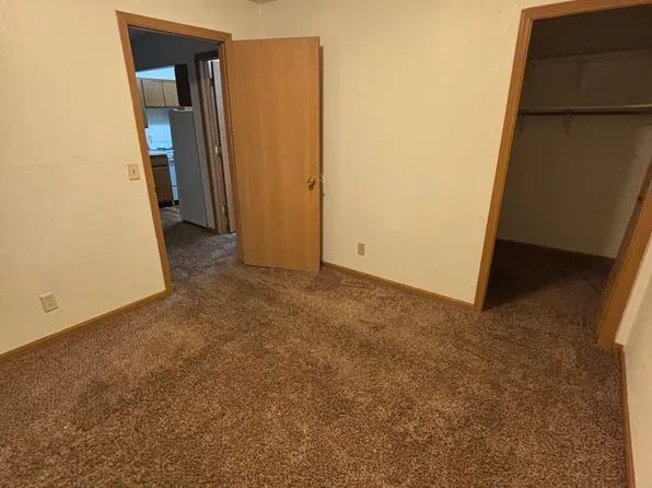 Nature Valley Apts LLC