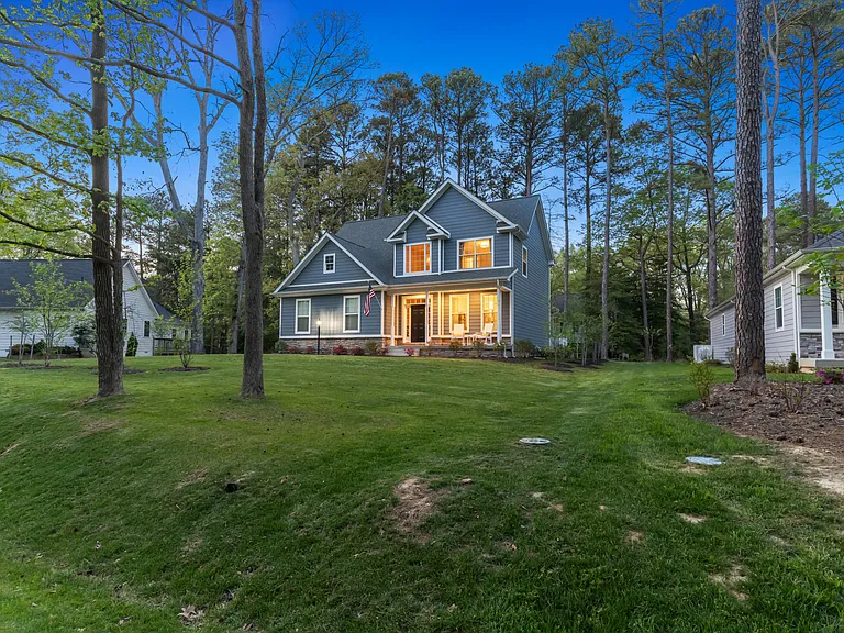 14720 Locust Ct — Photo 1