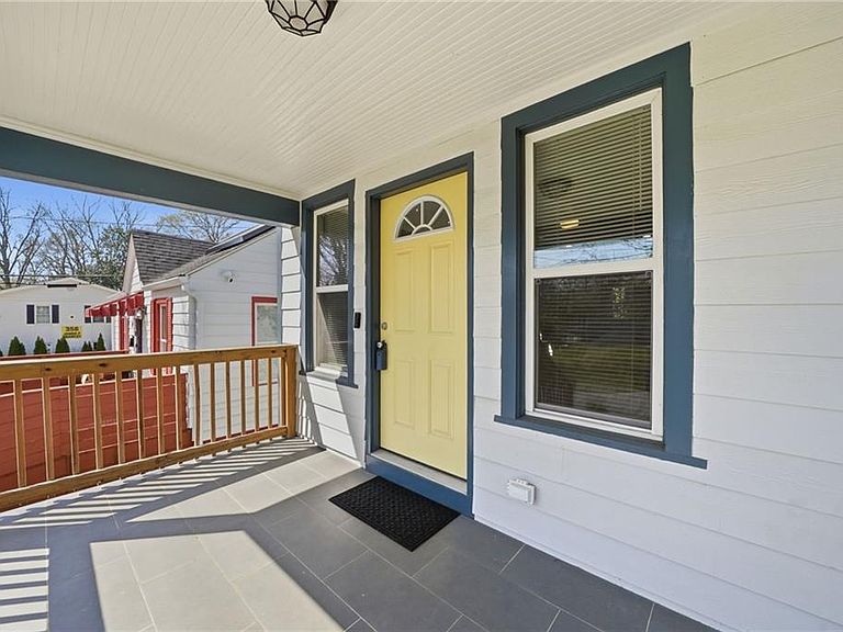 Listing photo 4