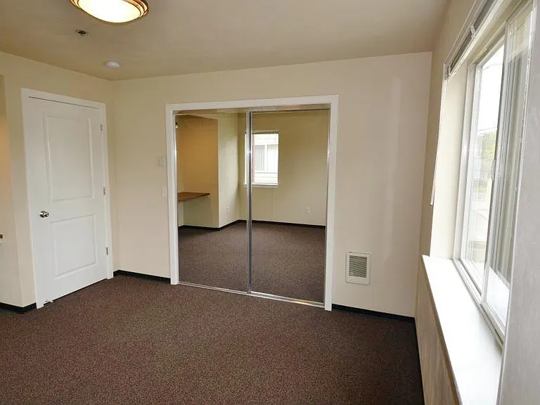 1754 Patterson St #19 — Photo 11