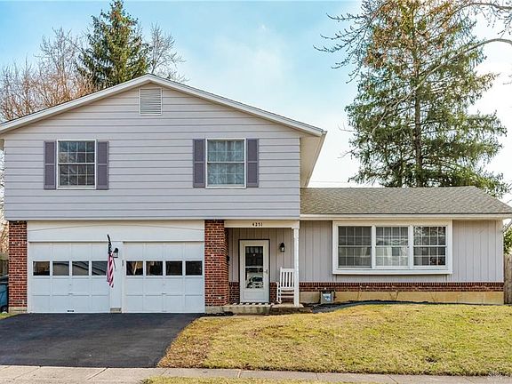 3rd image of 4251 Meadowsweet Dr