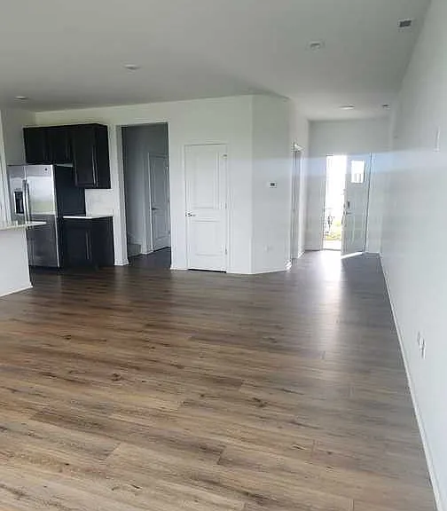25704 W Wakefield Dr — Photo 5