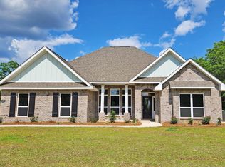 112 Firefly Dr, Lucedale, MS 39452