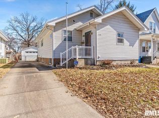 2108 S Pasfield St, Springfield, IL 62704