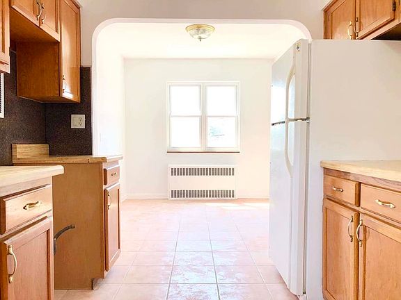 3rd image of 51-55 Manilla St Floor 3
