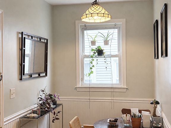 5th image of 4 Northey St #1