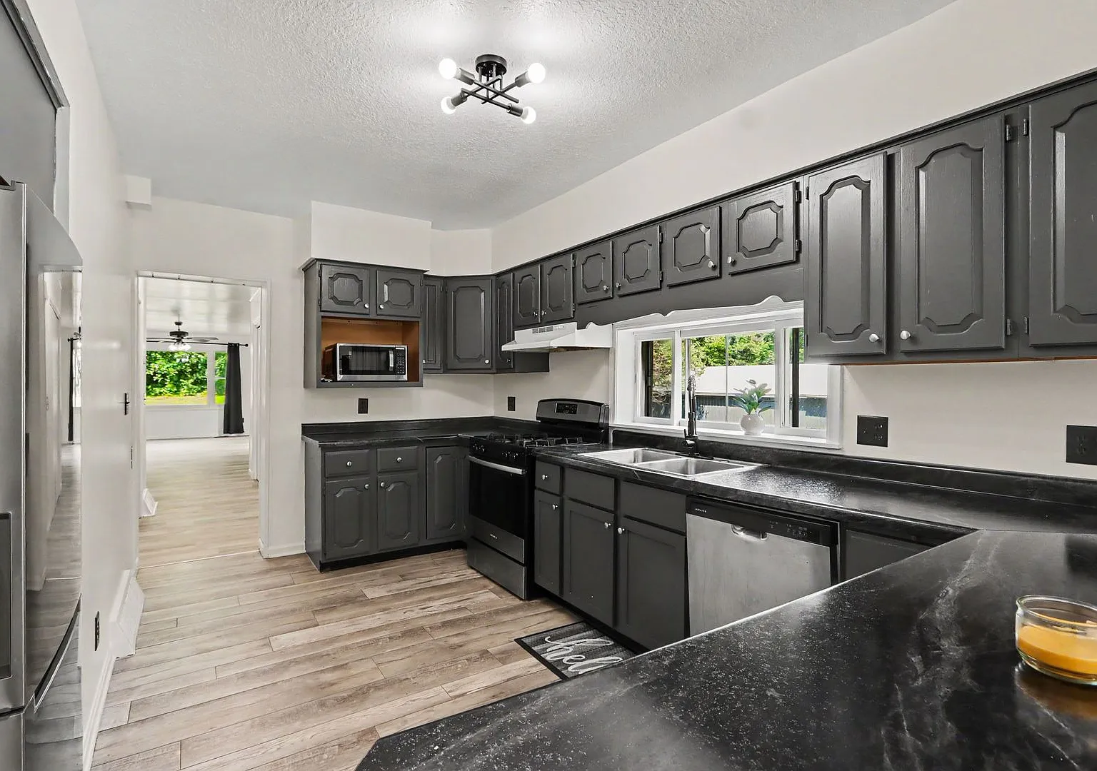 Remodeled 3-Bedroom, 2-Bathroom Home with Heated Pole Barn $2,400/Month — Photo 3
