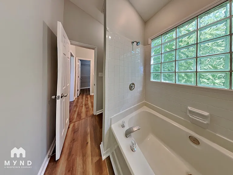 523 Rockvale Ct — Photo 23