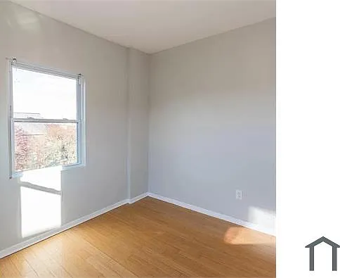 1833 W Master St #3 — Photo 10