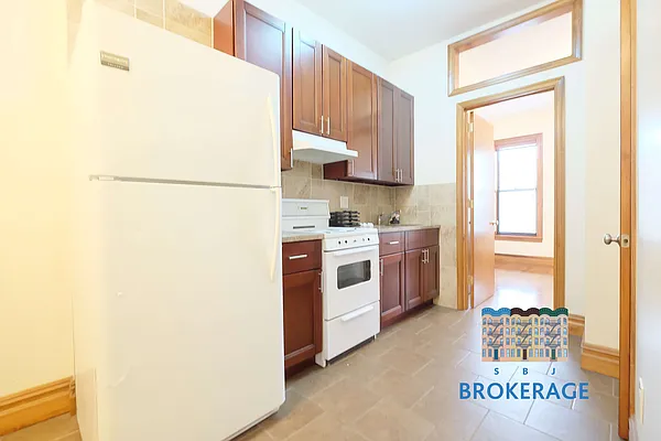 Rented by SBJ Brokerage, LLC | media 39