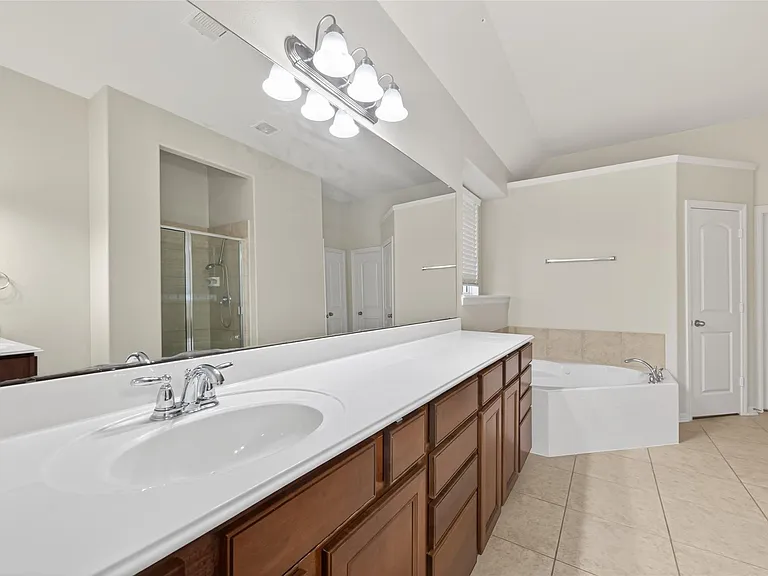 5215 Field Briar Ln — Photo 34
