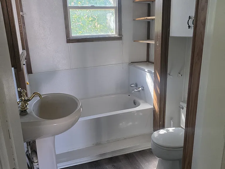 292 S 9th Ave — Photo 10