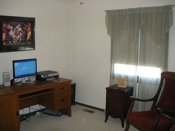 4th image of 4920 Sequoia Dr