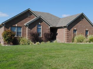 194 Carol Dr, Fisherville, KY 40023