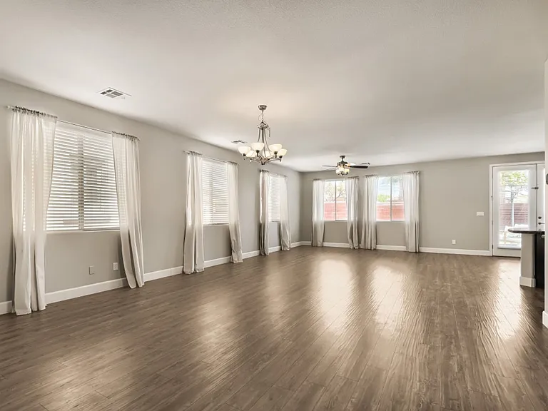 10356 Mystic Pine Rd — Photo 4