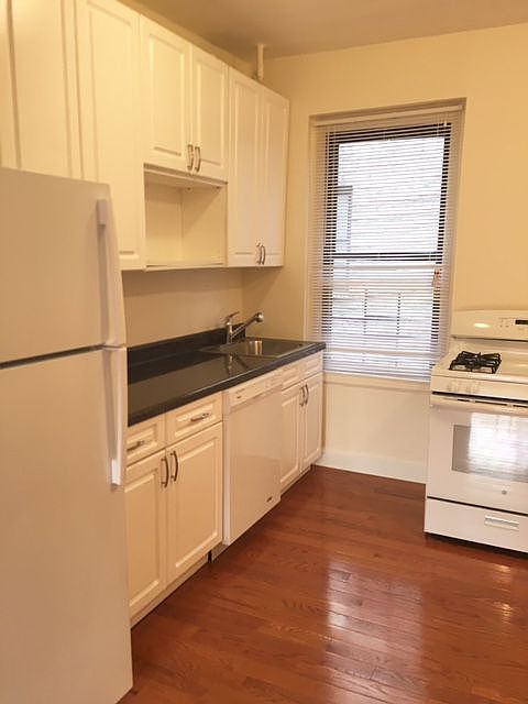 1st image of 2168 35th St APT 2B
