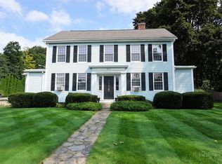 524 Main St, Sturbridge, MA 01566