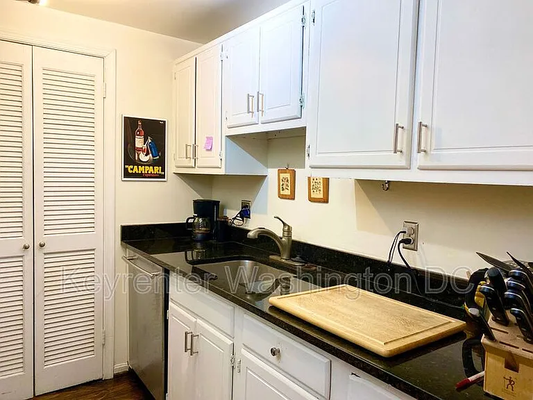 1442 Corcoran St NW #1 — Photo 15
