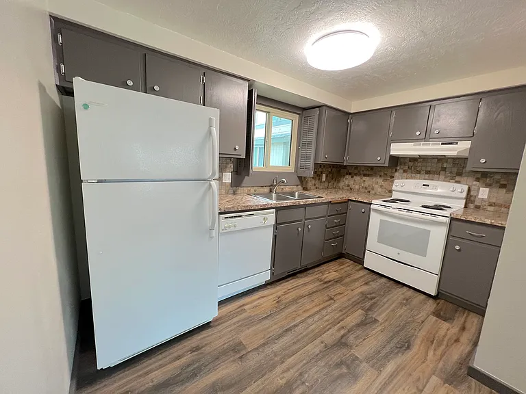 Portage Village Apartments — Photo 16