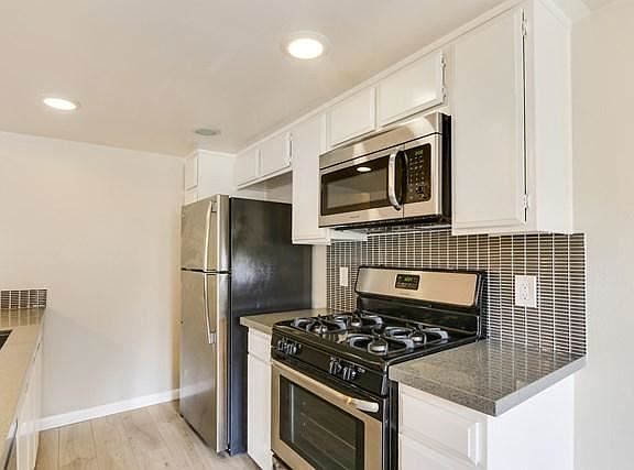 4th image of 2700 Cahuenga Blvd E APT 1304