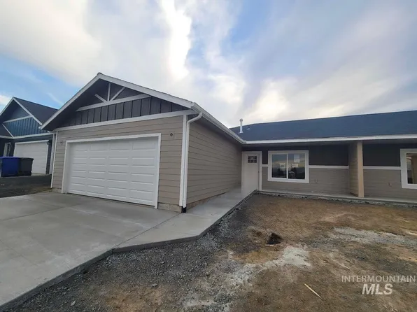 3411 Glacier Dr, Lewiston, ID 83501