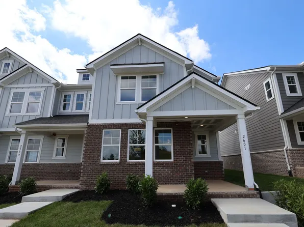 2601 Peaceful Valley Dr, Columbia, TN 38401