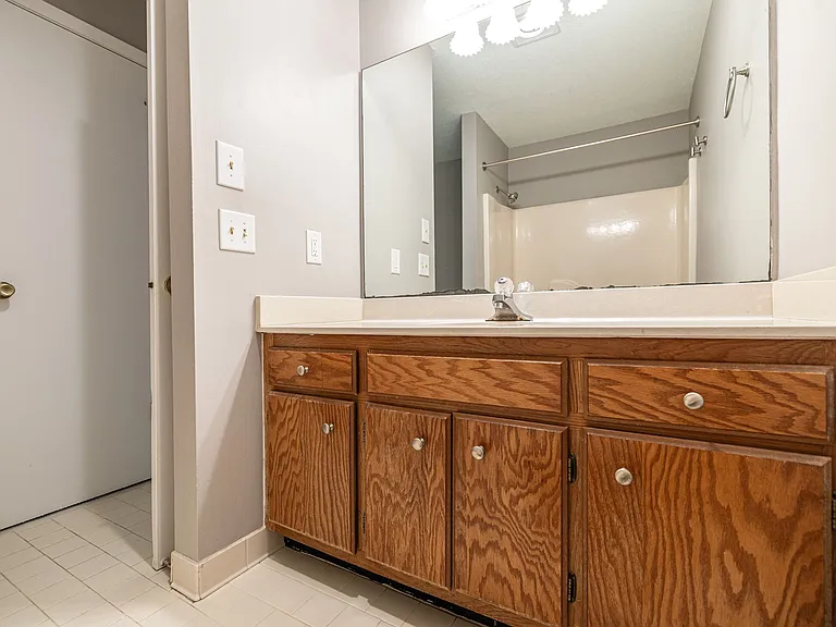 5507 Hill Ct — Photo 35