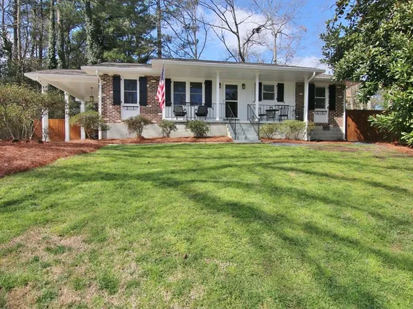 2764 Green Meadows Ln, Atlanta, GA 30319