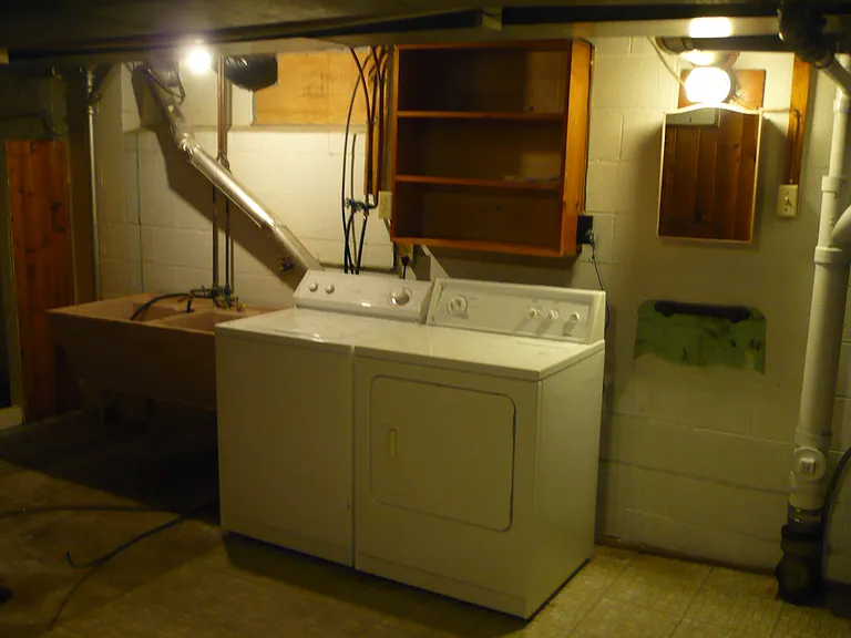 543 Locust St — Photo 20