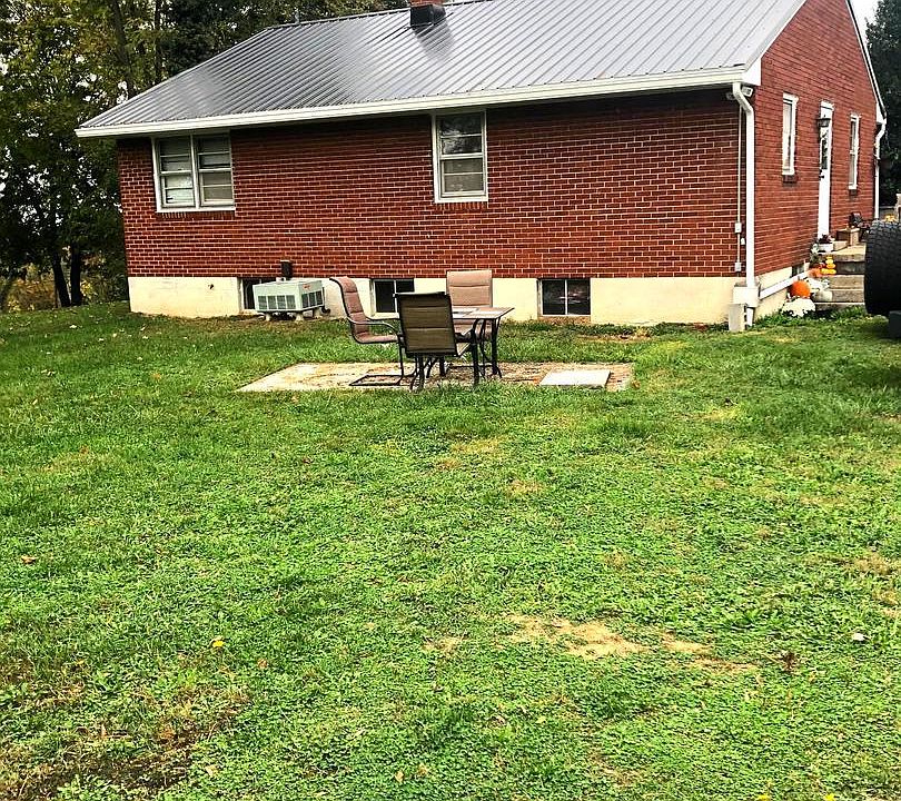 2nd image of 22135 Ringgold Pike
