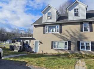 479 Golf Dr, Canadensis, PA 18325