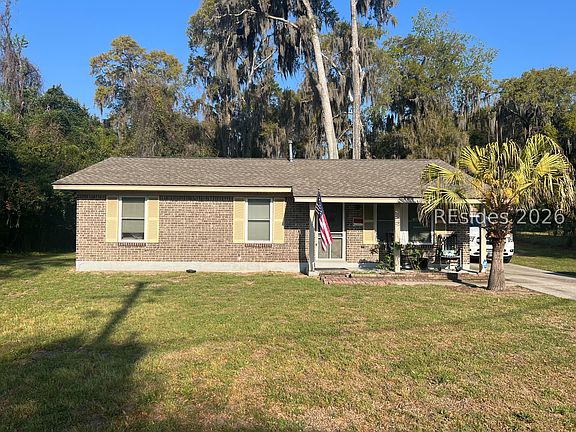 2nd image of 1639 Old Shell Rd