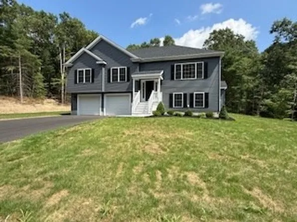 65 Hillside Dr, Taunton, MA 02780