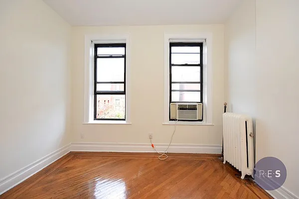 Rented by RES New York | media 18