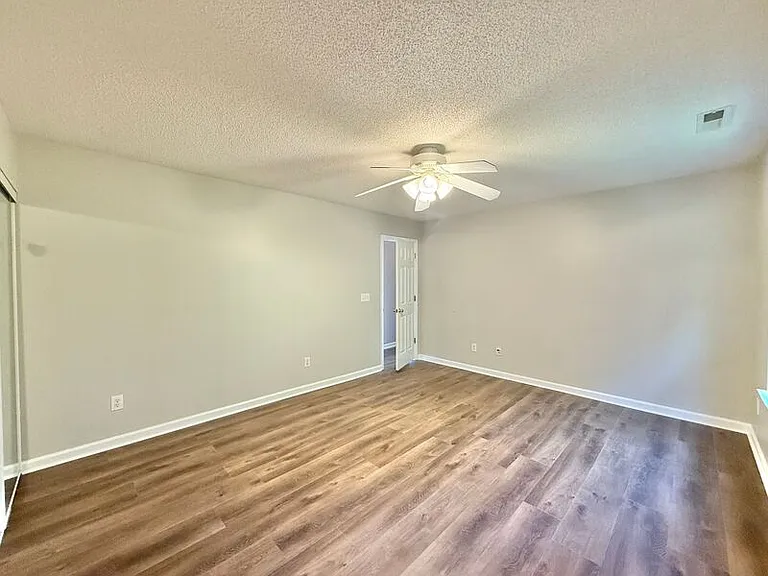 301 Siena Dr — Photo 22