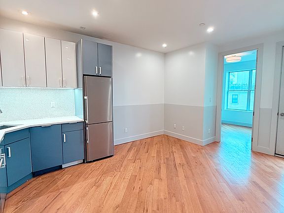 3rd image of 214 Sumpter St #4F