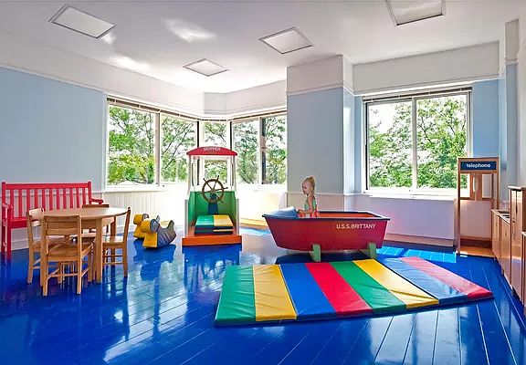 5th image of 1775 York Ave APT 32H