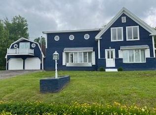 37 Hampden Rd, Carmel, ME 04419