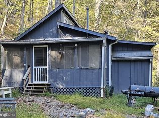 1195 Warden Lake A B Dr, Yellow Spring, WV 26865