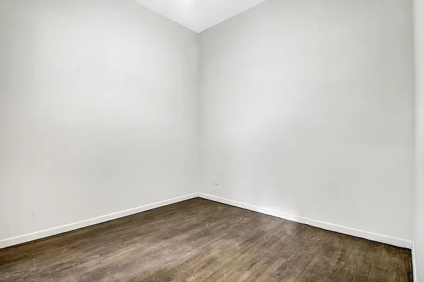 Rented by Oxford Property Group | media 13