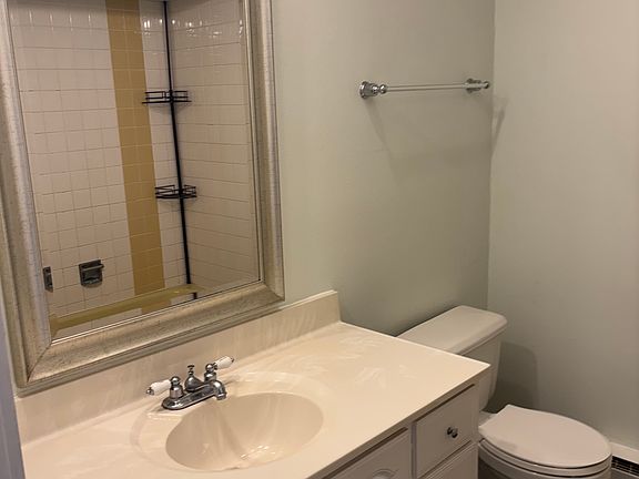2nd image of 15826 Terrace Dr #Oak-3