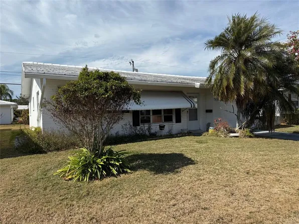9650 45th St N, Pinellas Park, FL 33782