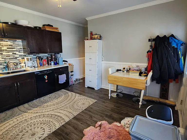 712 Market St — Photo 13