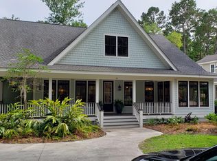 26 Millers Pond Dr, Beaufort, SC 29907
