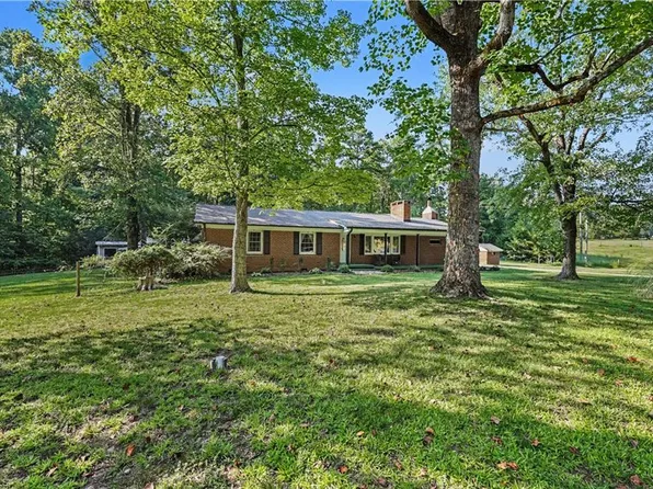 1517 Browers Chapel Rd, Asheboro, NC 27205